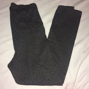 H and m maternity leggings leopard print